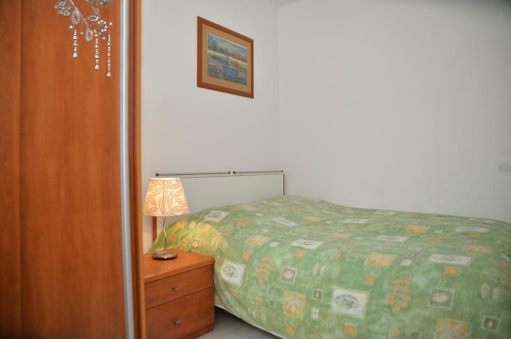 Apartments 5M Tisno Bilik gambar