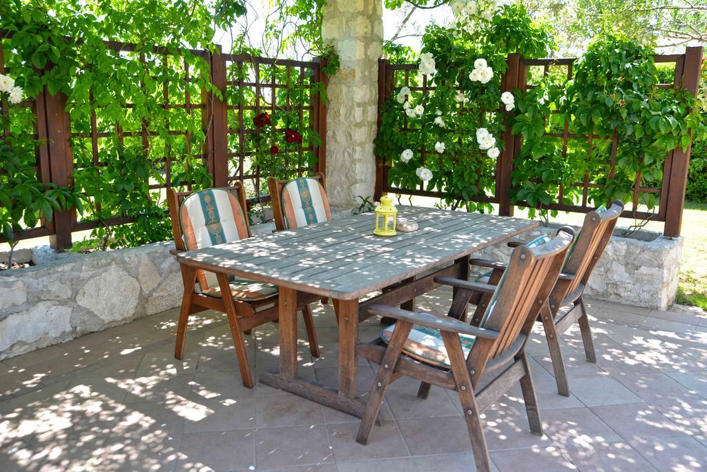 Apartments 5M Tisno Luaran gambar
